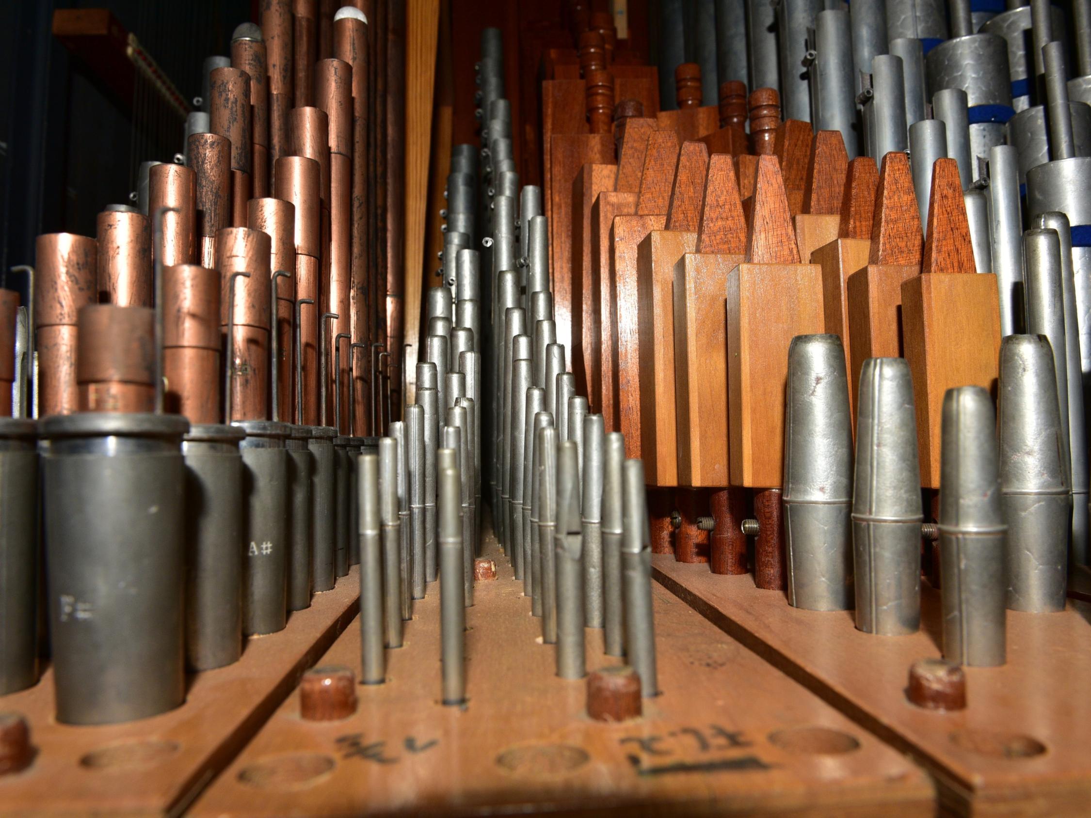 St. Martinus Niederpleis. Orgel, Innenaufnahme